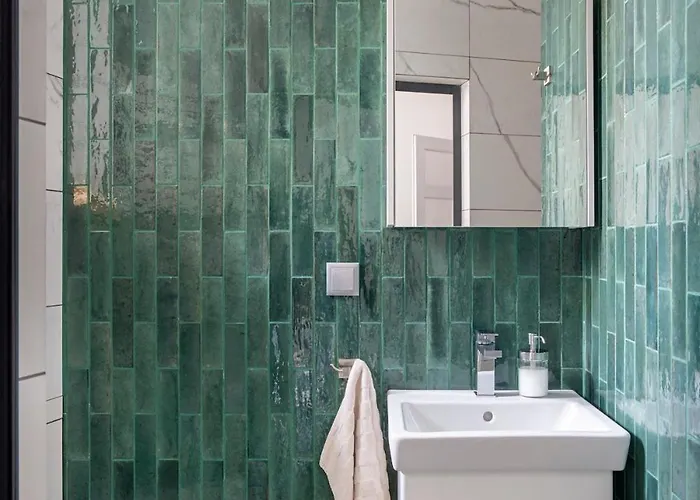 Landmark Luxe 2br With Parking Appartamento Sofia